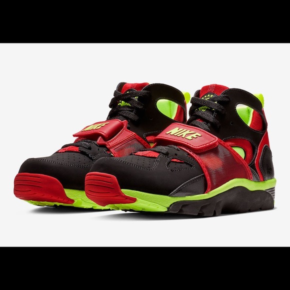 nike air trainer huarache